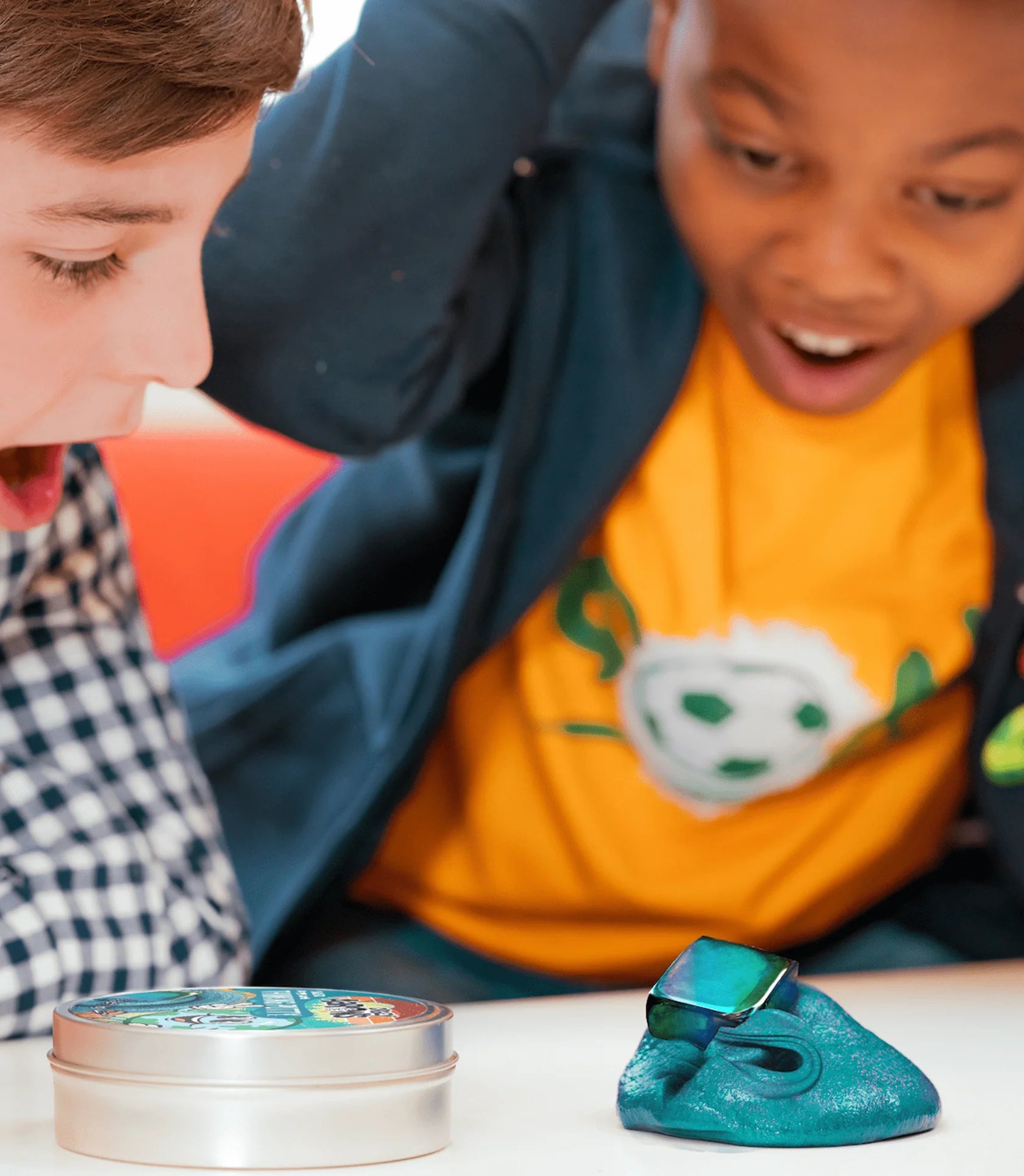 Happy Earth Thinking Putty