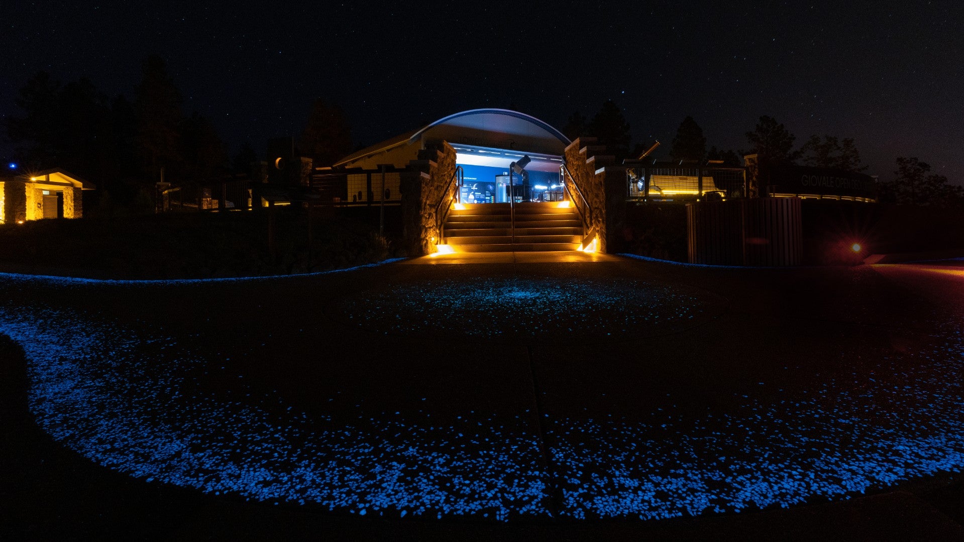 Glow Stone Boulder Pack - Aqua