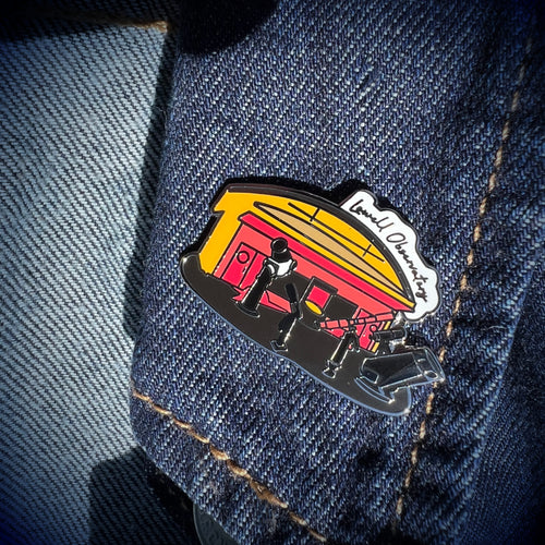Gioavale Open Deck Lapel Pin