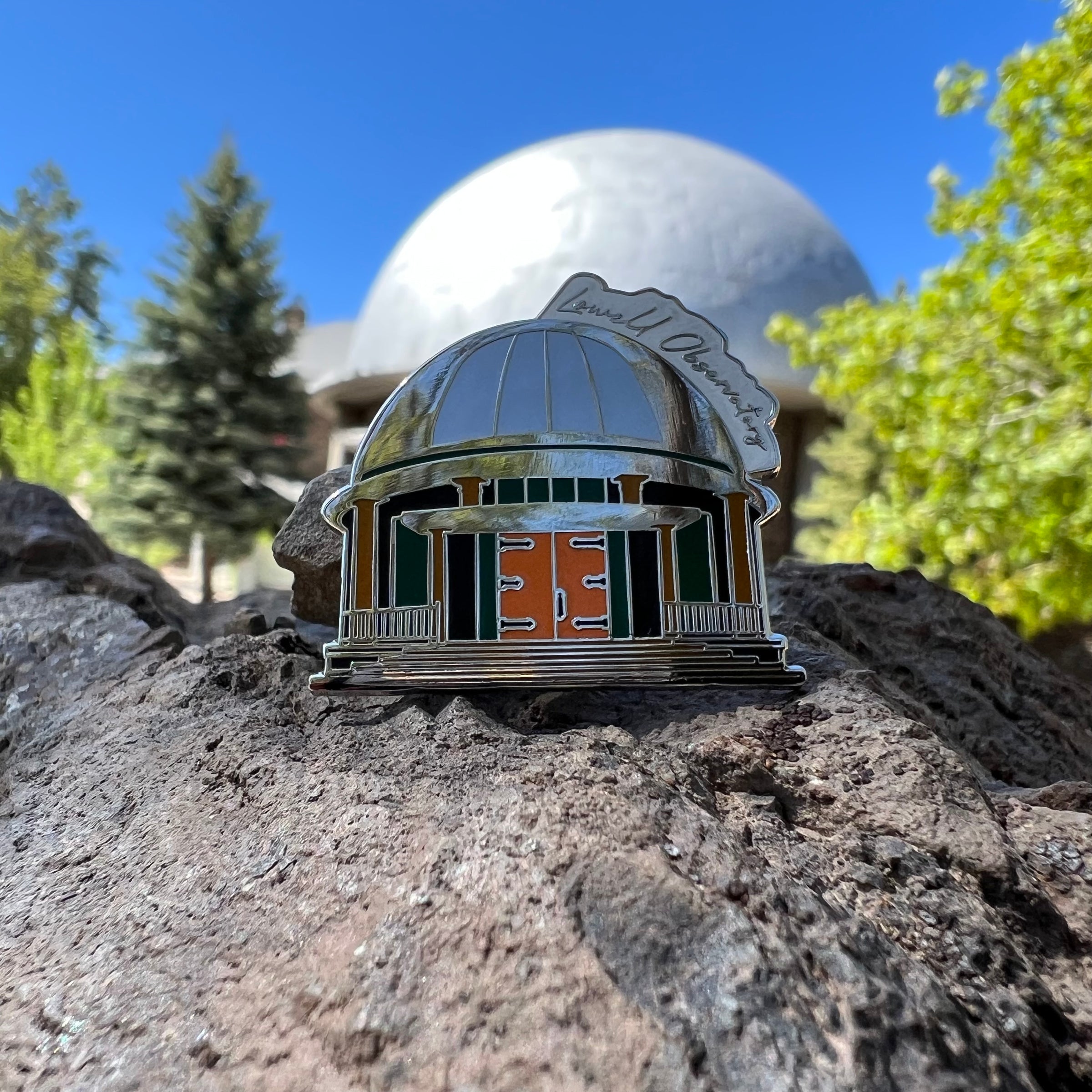 Rotunda Museum Lapel Pin