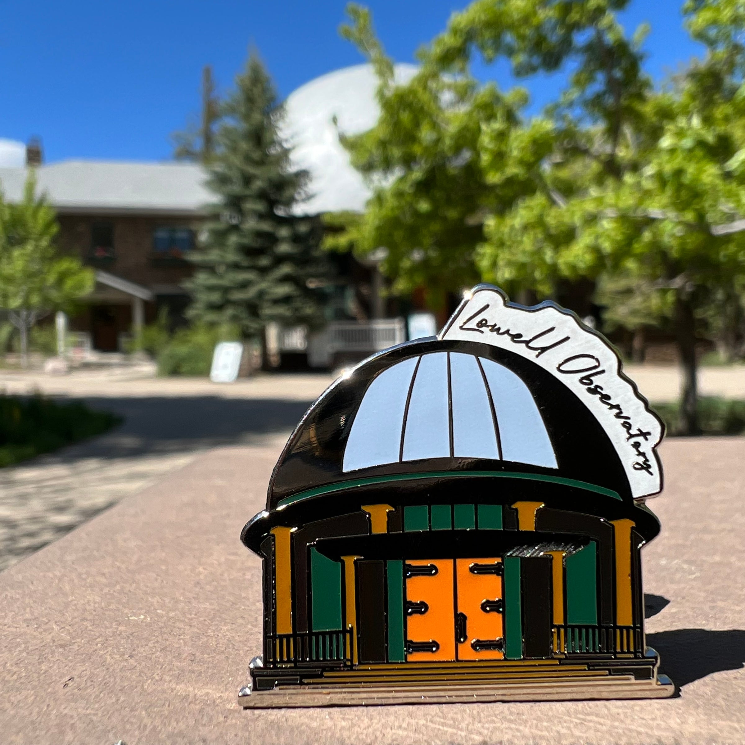 Rotunda Museum Lapel Pin