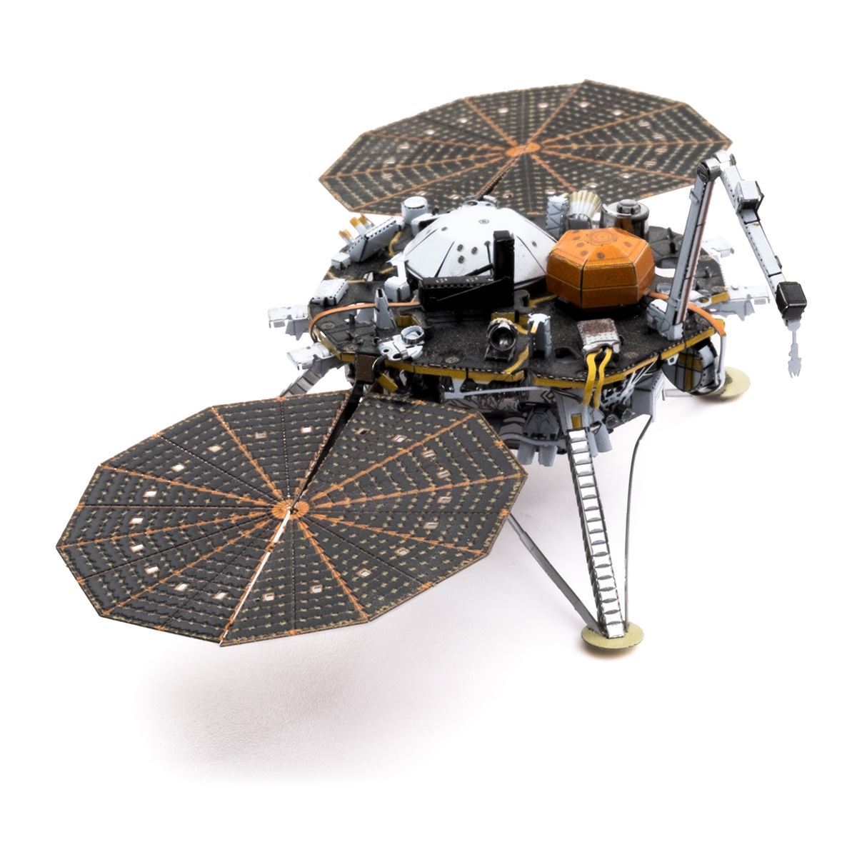 Metal Earth - InSight Mars Lander 3D Model Kit